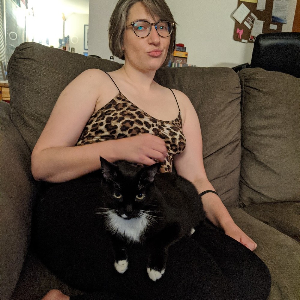 Meet your Posher, Stephanie